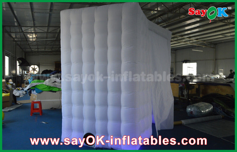 Inflatable Photo Booth Enclosure 2.4 X 2.4 X 2.4m White Inflatable Mobile Photo Booth Enclosure Cube With Led Lighting