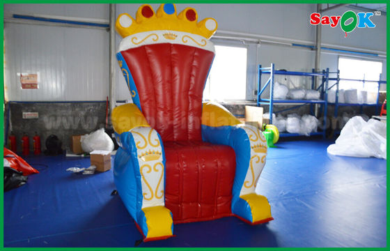 Blu e rosso PVC pubblicità personalizzata gonfiabili trono / divano per la prop