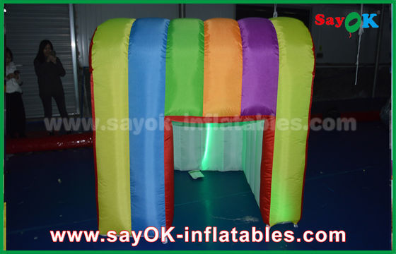 Tenda gonfiabile portatile del partito della tenda dell'arcobaleno di colori della foto dei puntelli gonfiabili variopinti gonfiabili della cabina
