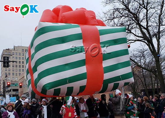 Scatola regalo di Natale gonfiabile in tessuto di Oxford Pallone di parata di elio